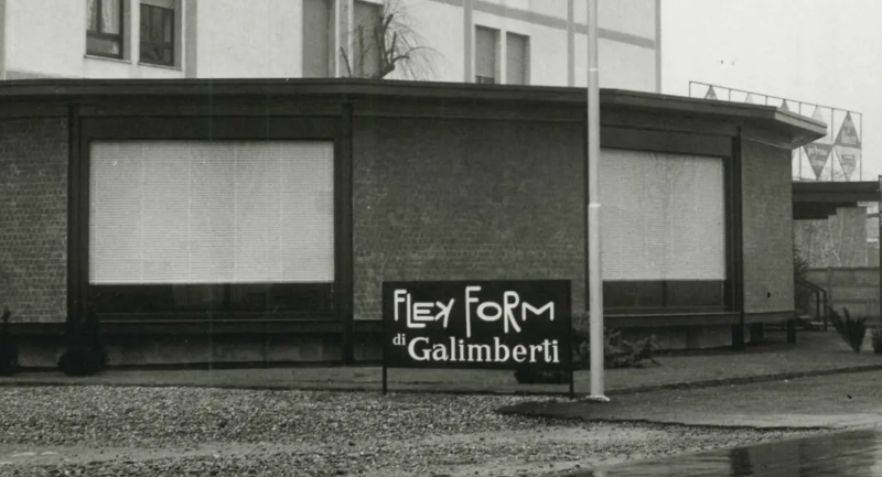 Ремесленная мастерская под названием "Flexform di Galimberti"